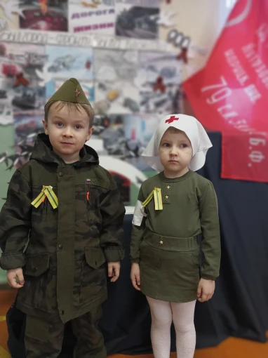 "Блокадных дней не смолкнет слава и не померкнет никогда!". "Блокадных дней не смолкнет слава и не померкнет никогда!".
